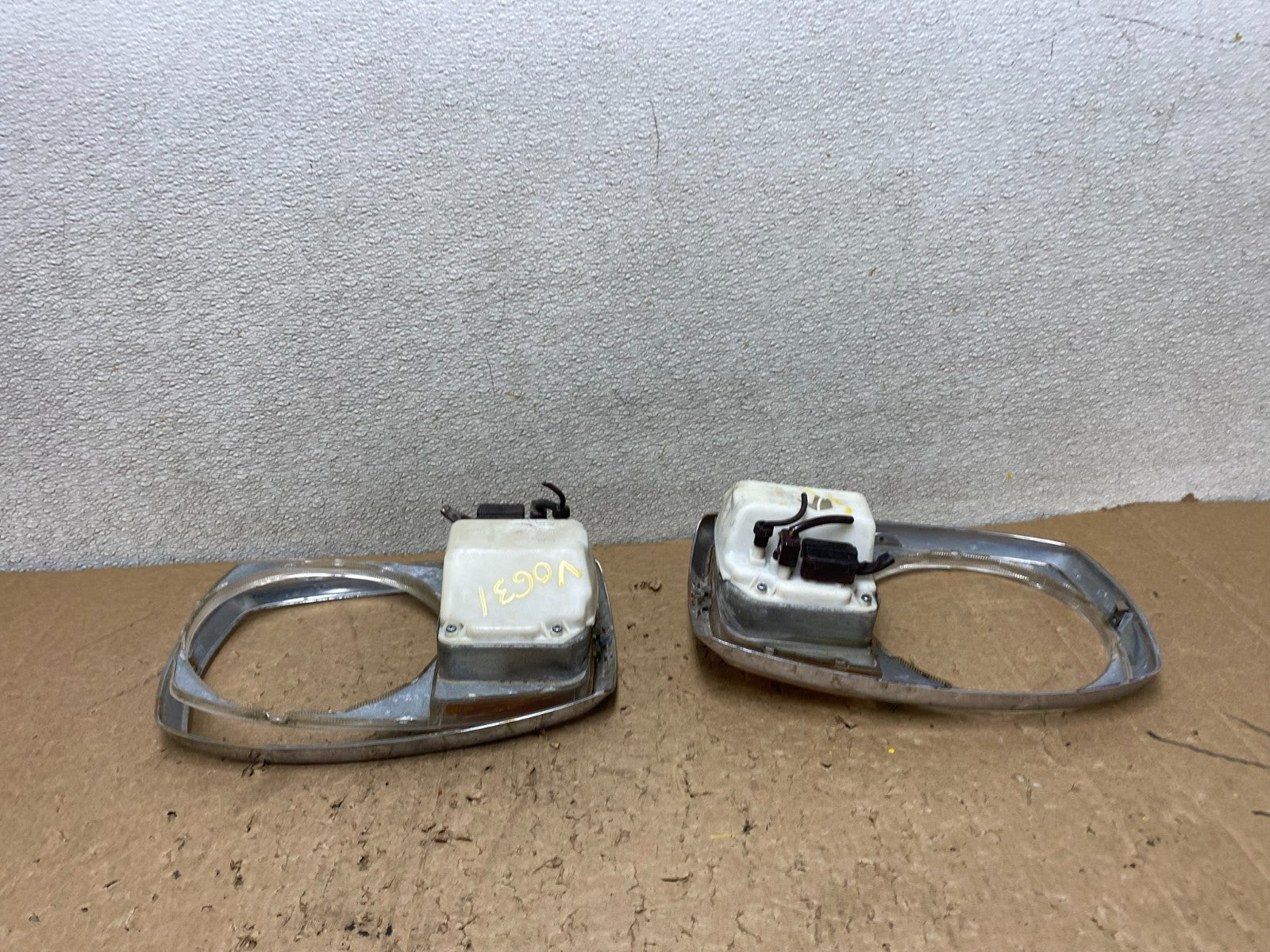 Mercedes W114 W115 Headlight Covers V0631 PS5