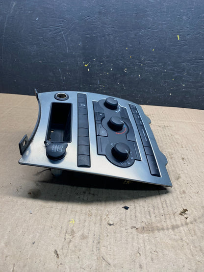 2005 2006 2007 Jeep Commander Grand Cherokee A/C Climate Control Bezel P5681 DG4