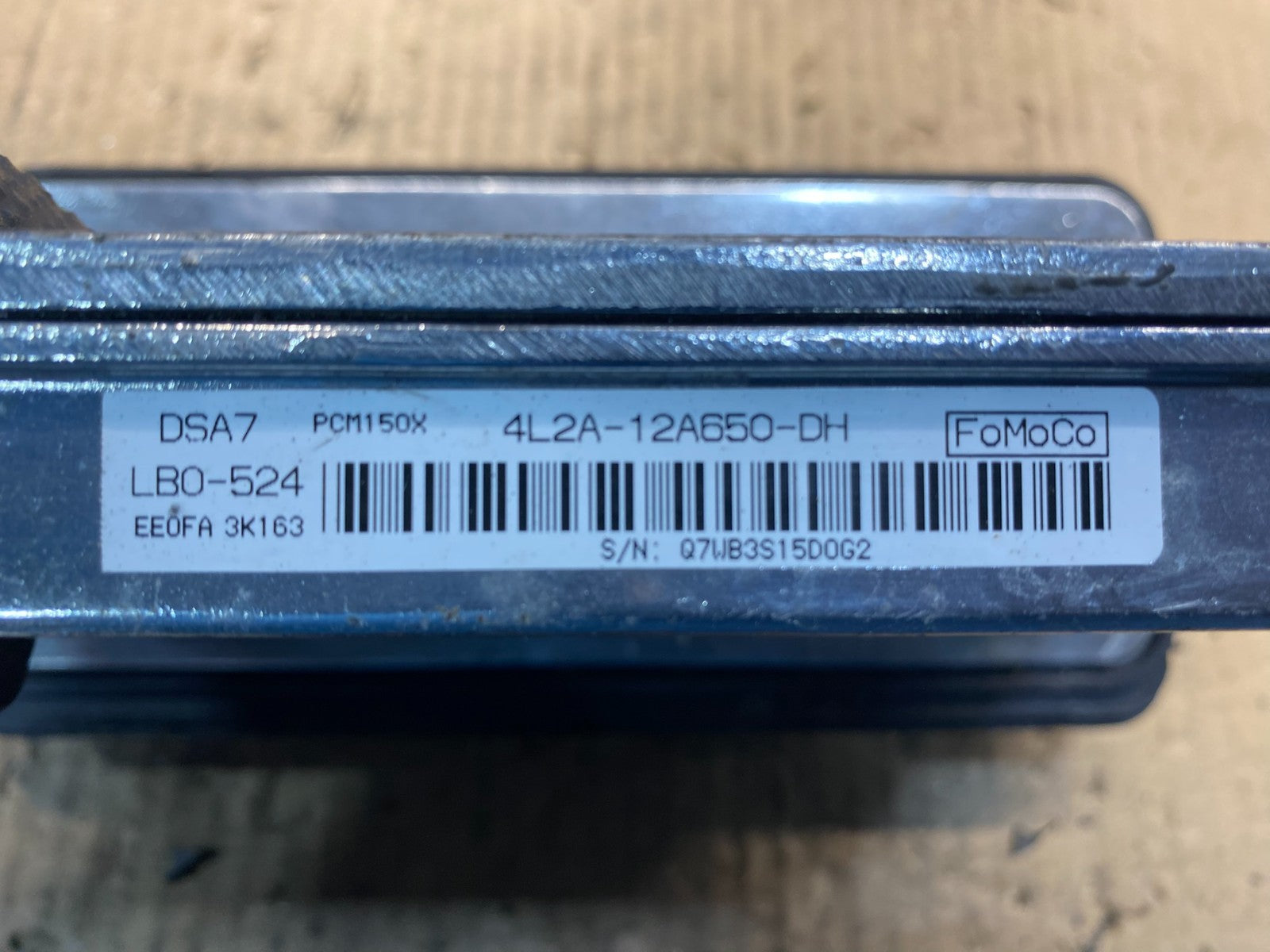 2004 Ford Explorer Engine Control Computer 4l2a-12a650-dh AE8037 DW2