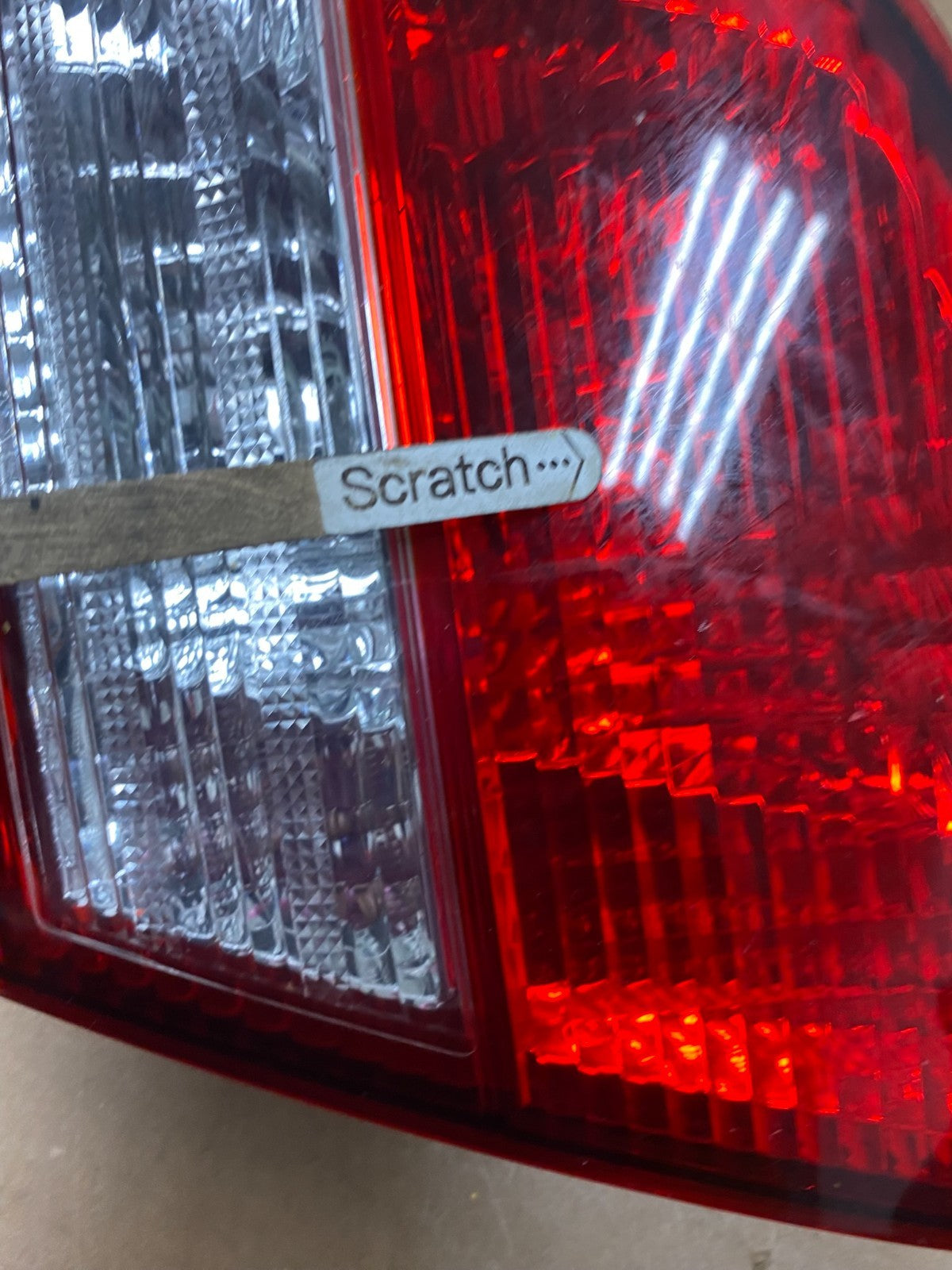 2002-2004 Infiniti i35 Inner Right Passenger Rh Side Tail Light OEM O9779 DW3