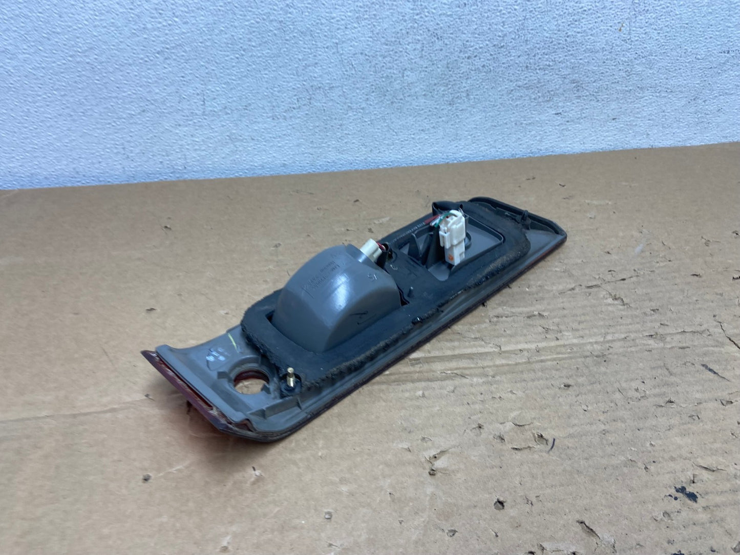 1997 1998 1999 Toyota Camry Tail Light Inner Right Passenger AD4083 LK4