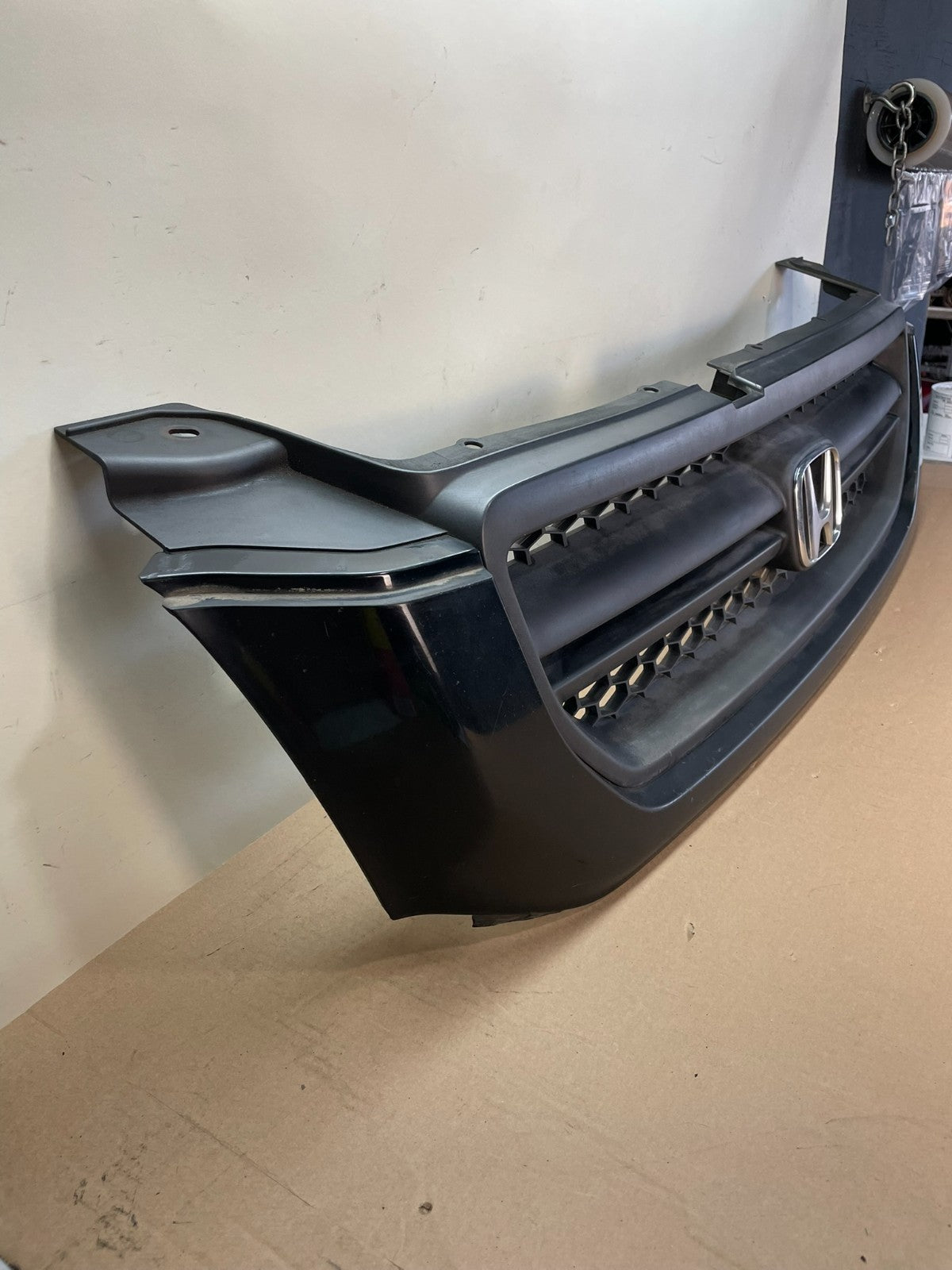 2003 2004 2005 Honda Pilot Front Upper Grill Grille AI3912 DG2