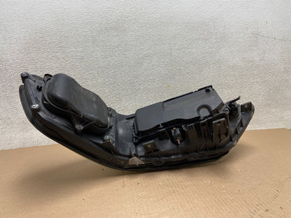 2005 to 2011 Lincoln Town Car Right Passenger Rh Side Headlight AB5017 DW5