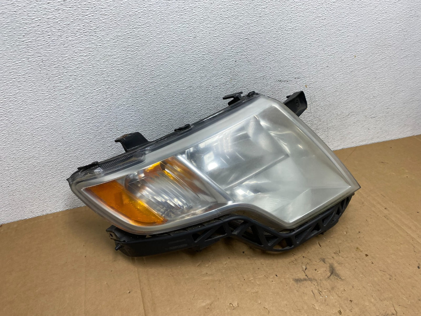 2007 to 2010 Ford Edge Right Passenger RH Halogen Headlight AD2798 DW2