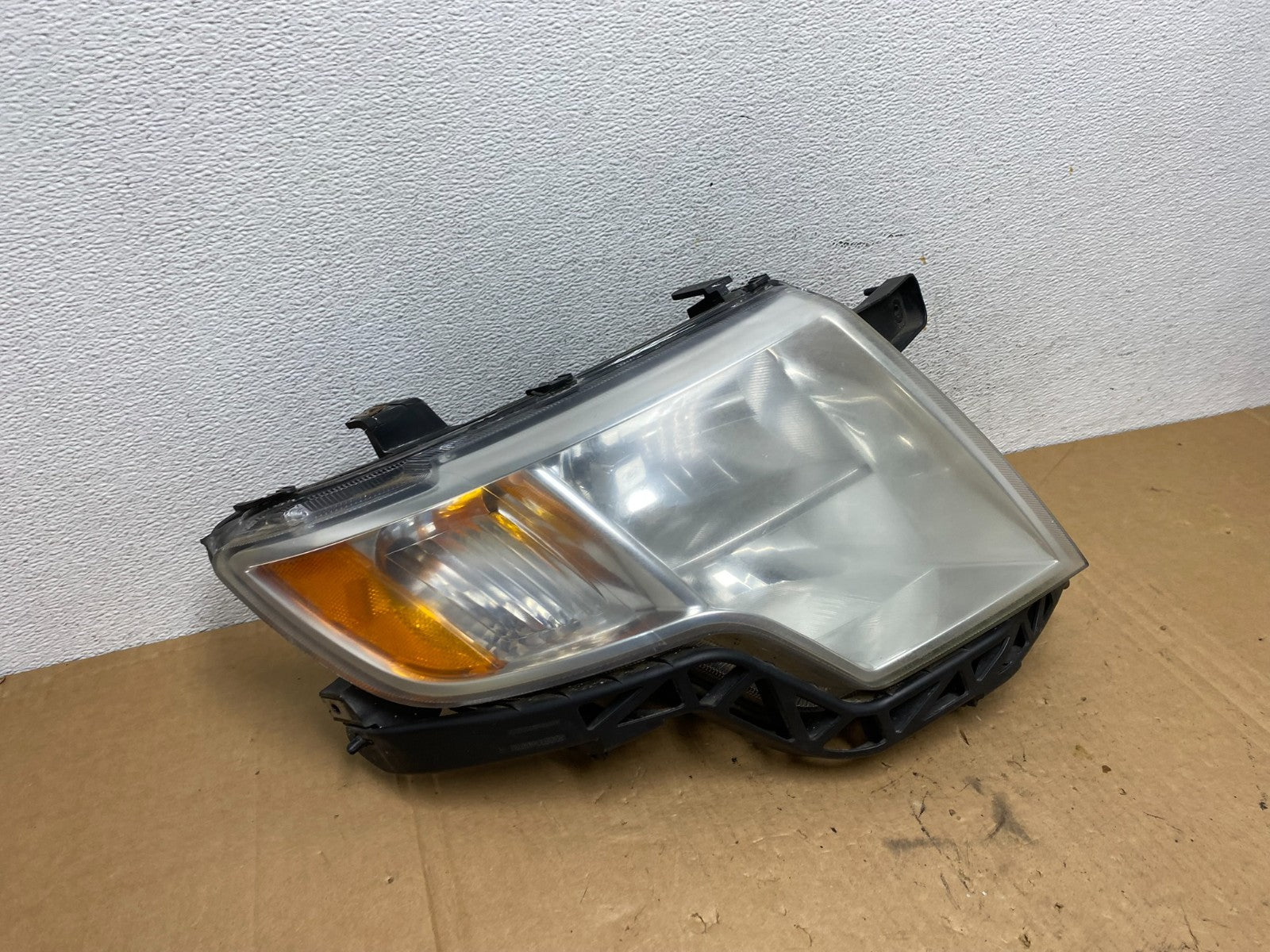 2007 to 2010 Ford Edge Right Passenger RH Halogen Headlight AD2798 DW2