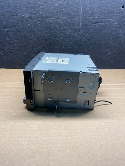 2009 to 2013 Subaru Forester Radio CD Player AUX AM/FM AE4562 DG1