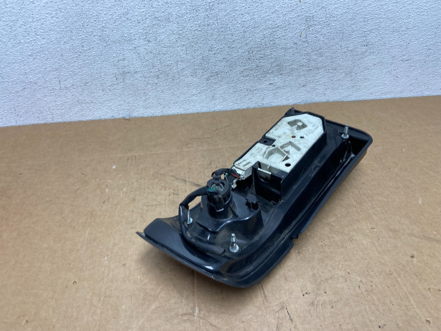 1993 to 1994 Nissan Sentra Left Driver LH Side Tail Light AD6136 DG4