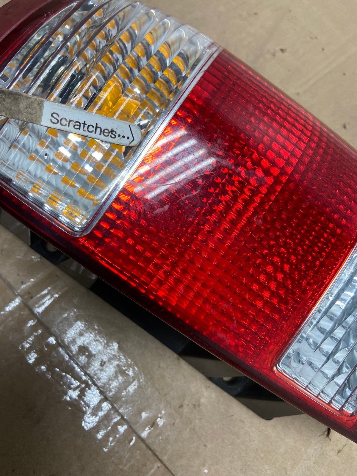 1999 to 2004 Nissan Pathfinder Right Passenger Rh Side Tail light AE5072 LK3