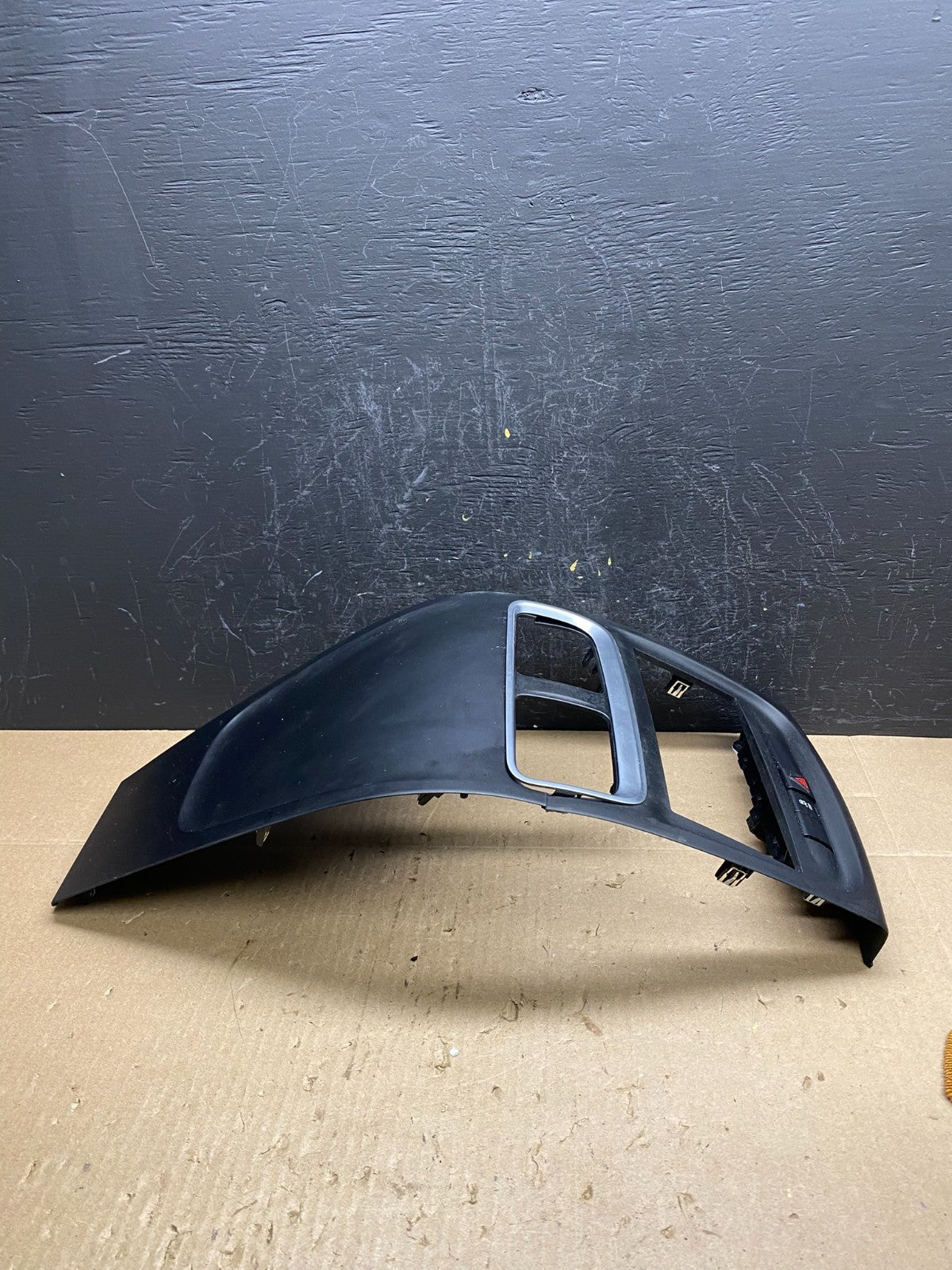 2011 - 2014 Chrysler 200 Dash Radio Bezel Trim Clock Hazard Bezel AC6587 DG2
