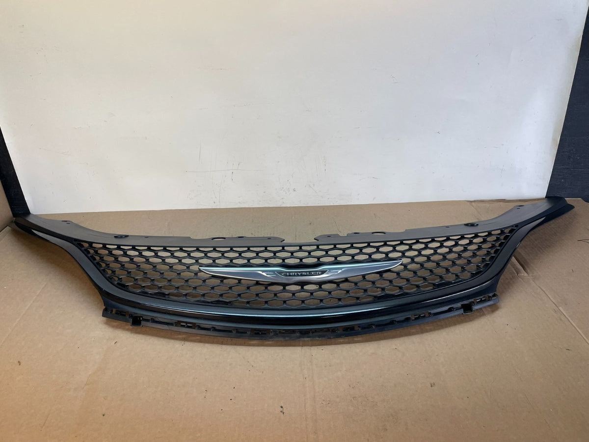2015 2016 2017 Chrysler 200 Front Upper Grill Grille AH6400 DG0