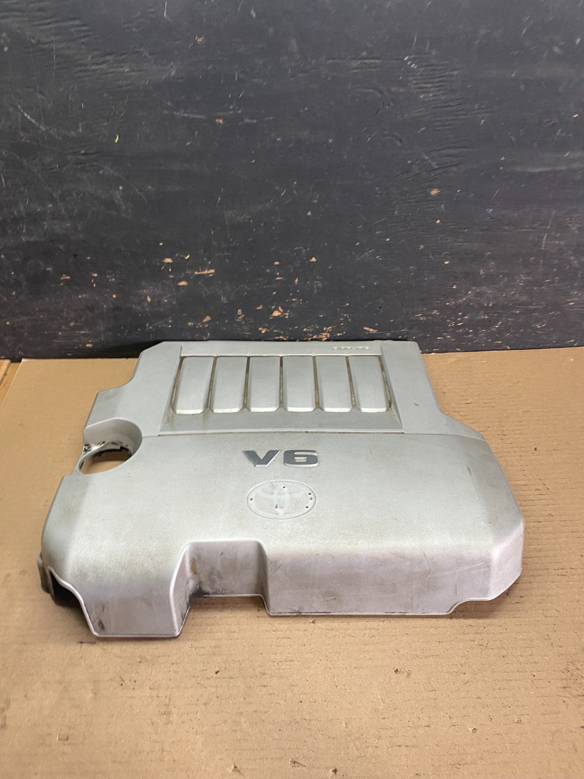 2008 to 2010 Toyota Highlander Top Engine Cover Lid OEM S1231 DG0