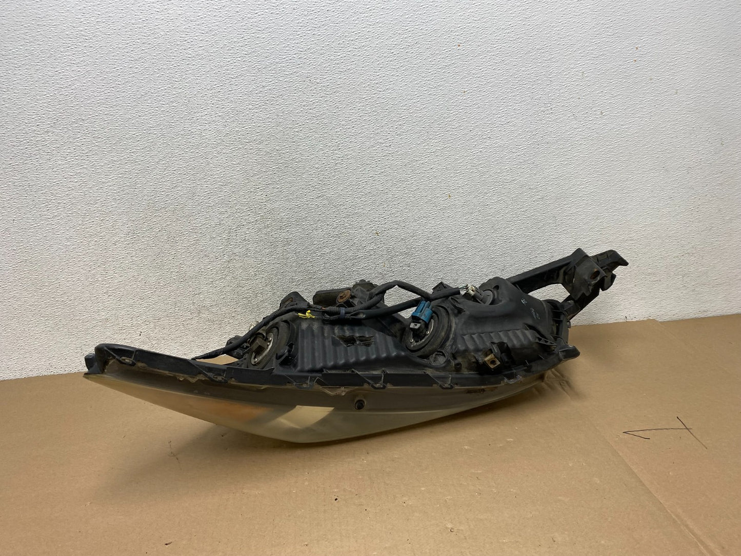 2008 to 2012 Honda Accord Sedan Right Passenger RH Headlight AG3327 DW6