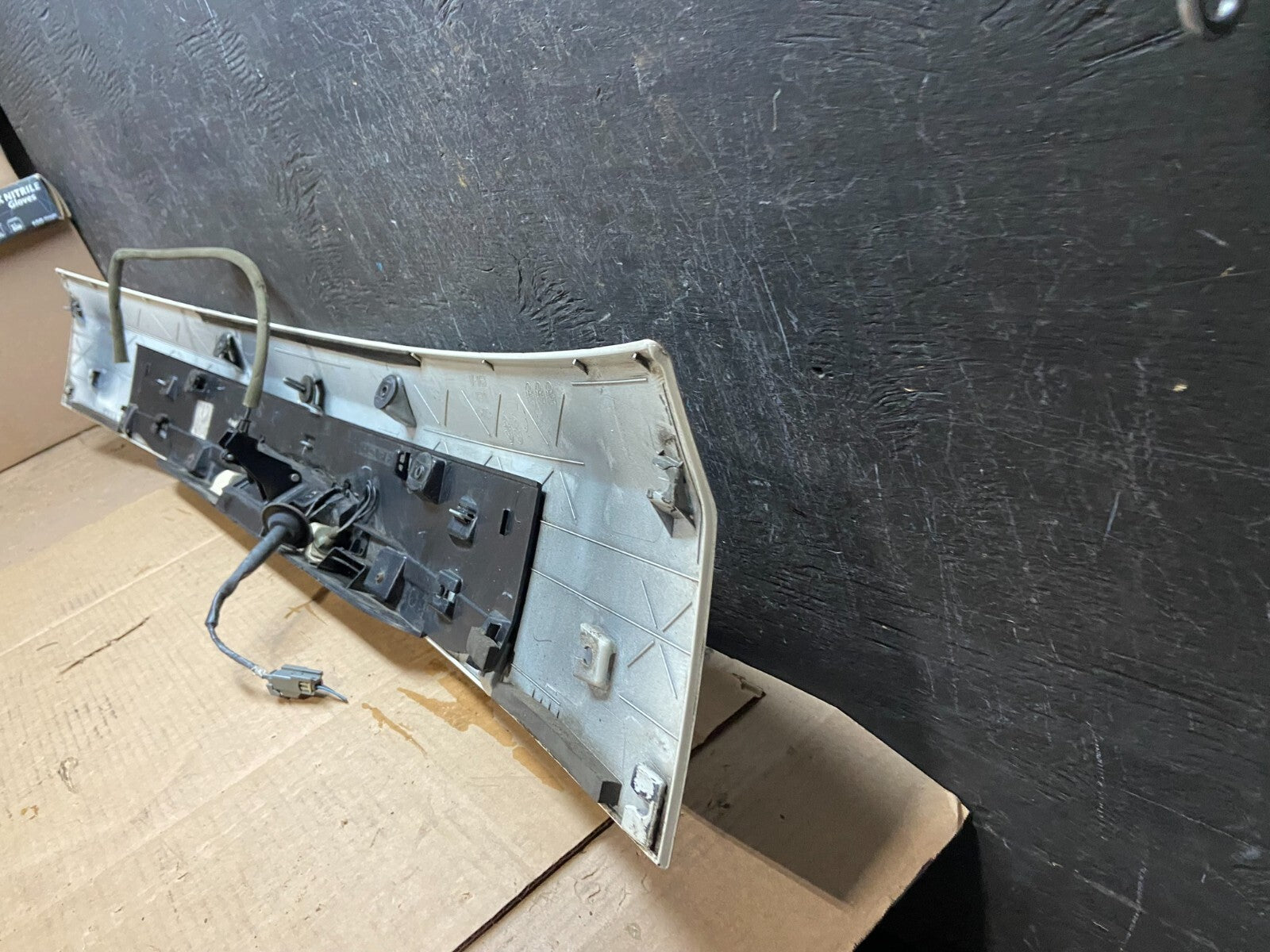 2011-2018 Dodge Grand Caravan Rear Tail Gate Trim Molding Panel OEM H7155 DG19