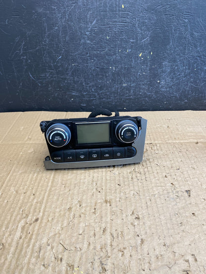 2007-2008 Hyundai Tiburon Center Climate Control Heater A/C ac9635 DG0