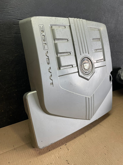 2004 to 2007  Cadillac CTS 3.6L Plastic Engine Cover Shield OEM Z8503 DG2