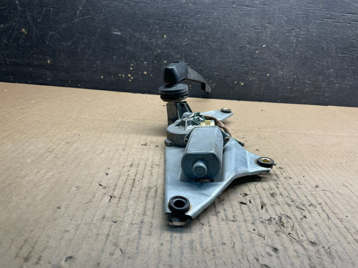 2003 to 2011 Honda Element Rear Windshield Washer Wiper Motor U9259 PS2