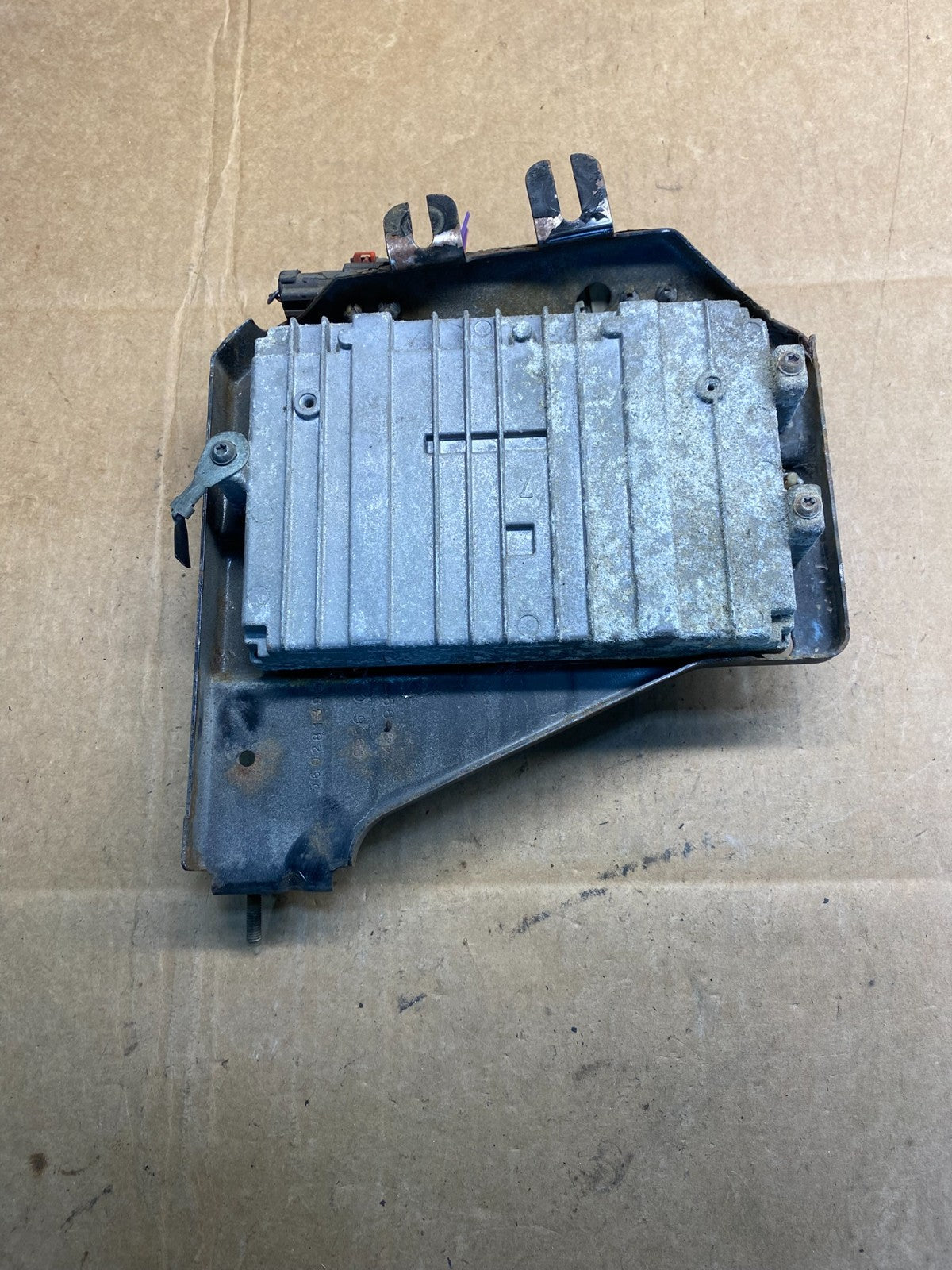 2000 Jeep Grand Cherokee 4.0L Ecm Ecu Computer Module AB3761 DG1