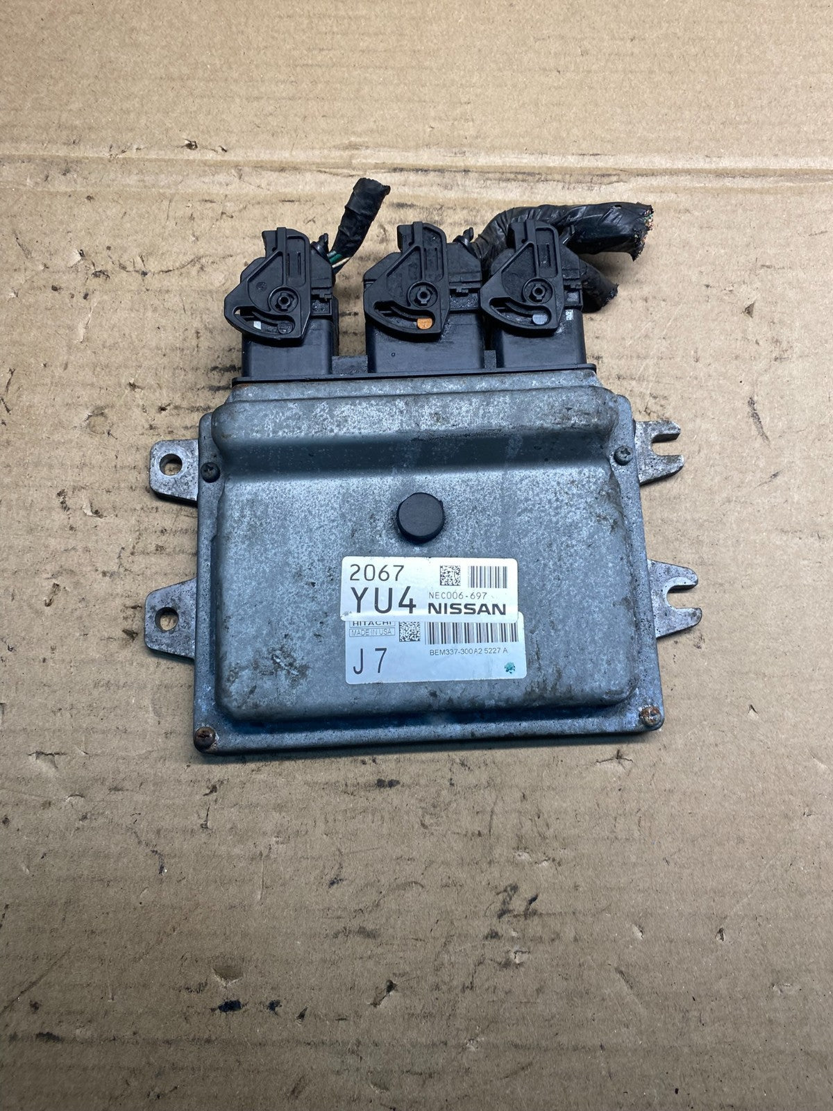 2014-2017 Nissan NV200 Engine Control Module Computer ECU NEC032-694 ag4035 DG0