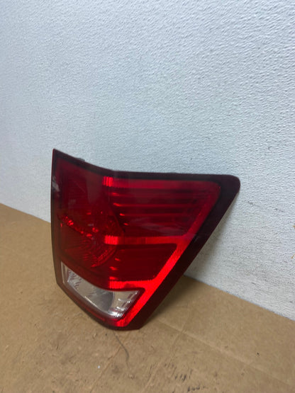 2007 to 2010 Jeep Grand Cherokee Right Passenger Tail Light AD4817 LK1