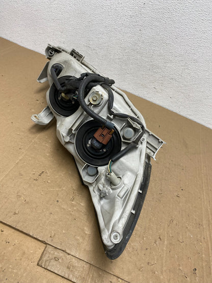 2005 to 2006 Toyota Camry Left Driver LH Halogen Headlight AC5816 DW8