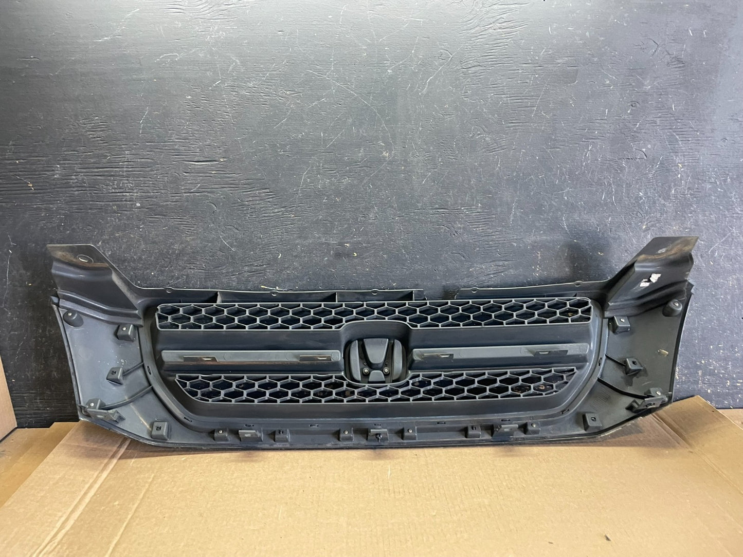 2003 2004 2005 Honda Pilot Front Upper Grill Grille Oem AB2975 DG4
