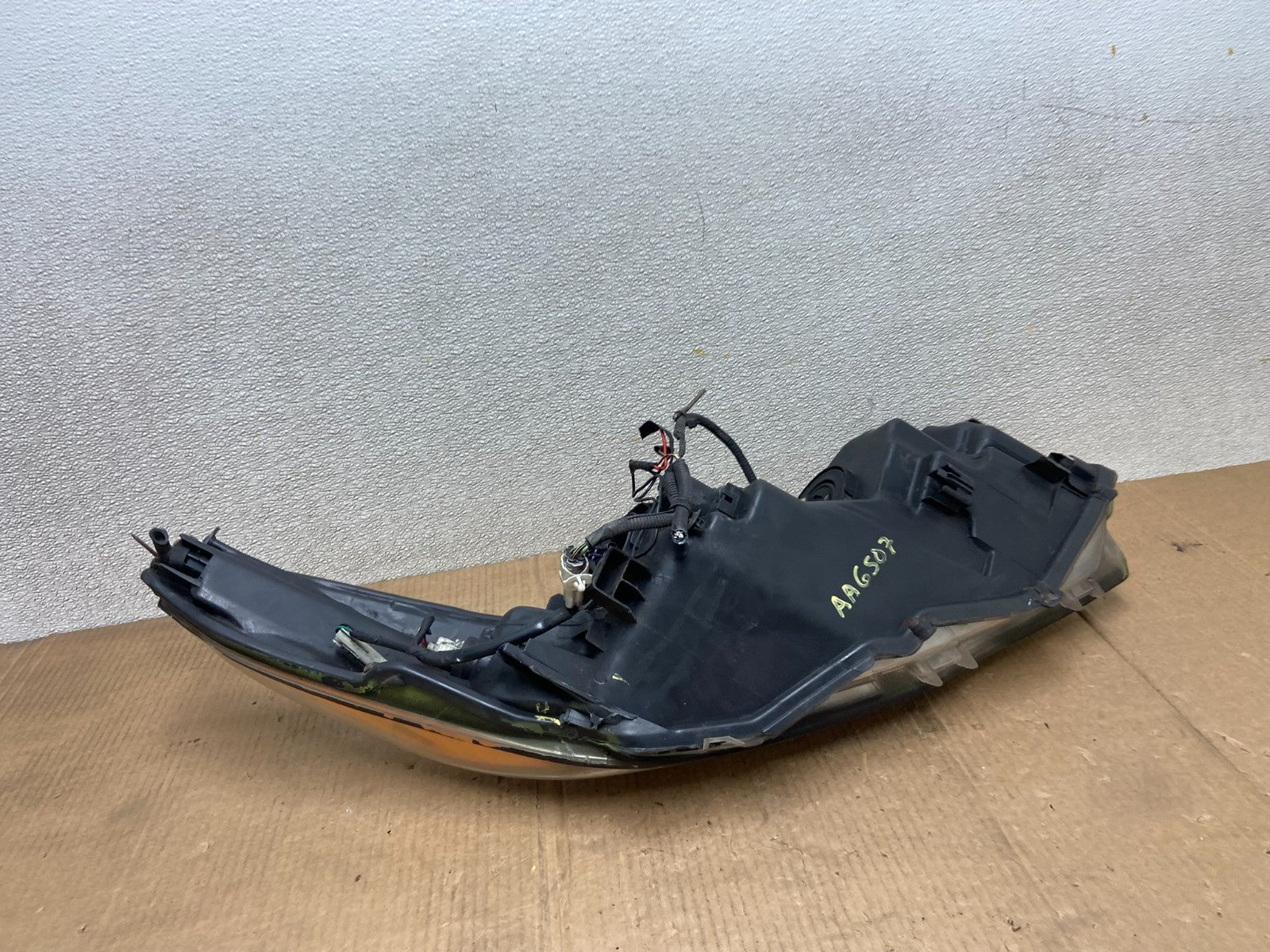 2014 - 2016 Toyota Highlander Left Driver LH Halogen Headlight AA6507 DG11