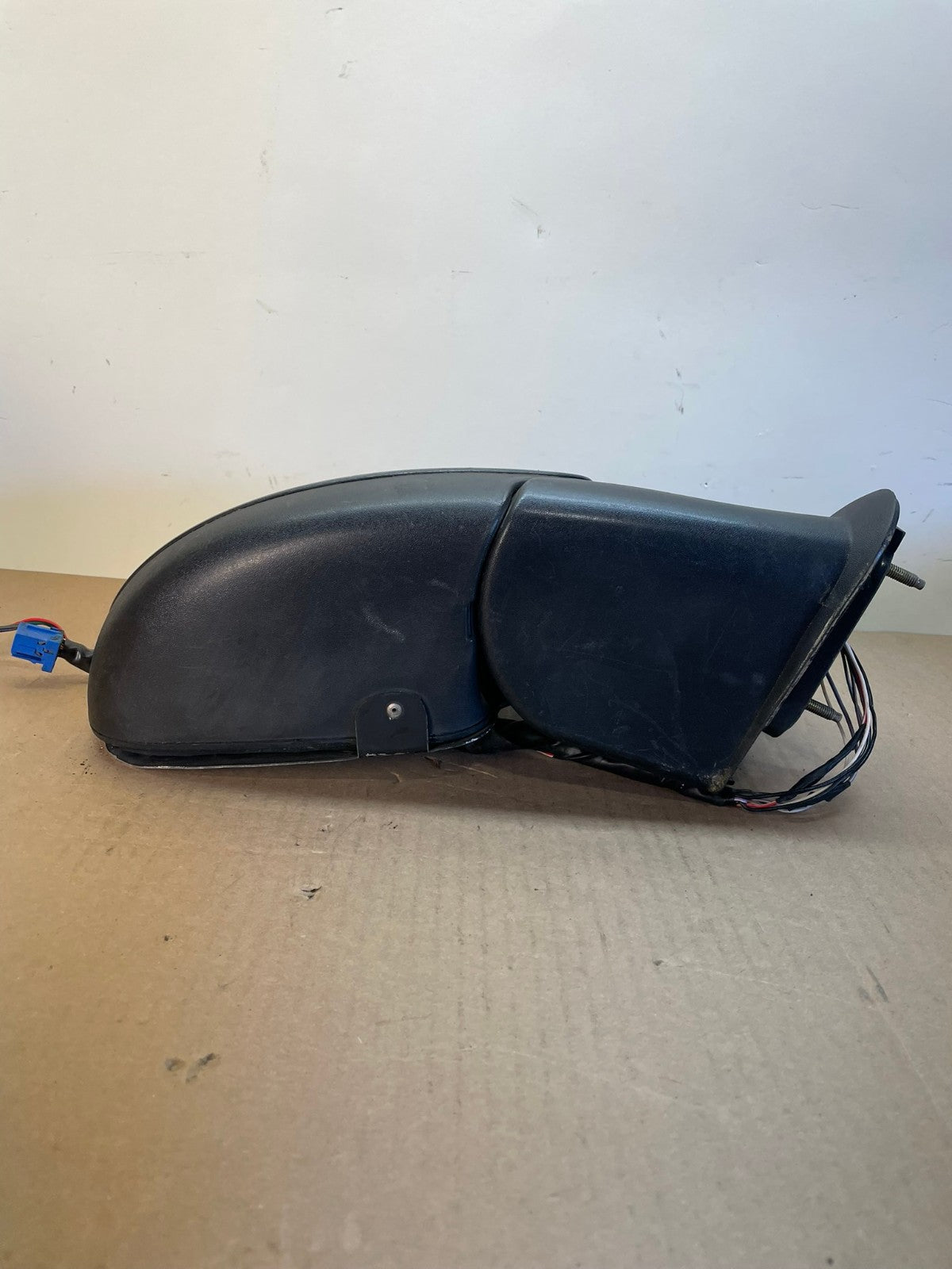 1999-2002 Chevrolet Tahoe Suburban Left Driver LH Side Door Mirror AI0737 LK3