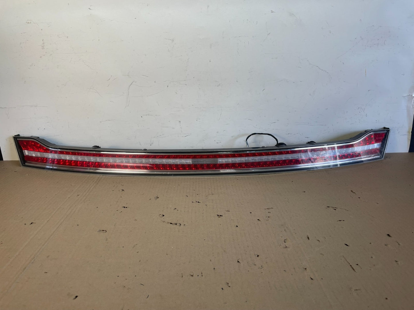 2013-2019 Lincoln MKZ Rear Center Trunk Tailgate Tail Light ag7712 DG0