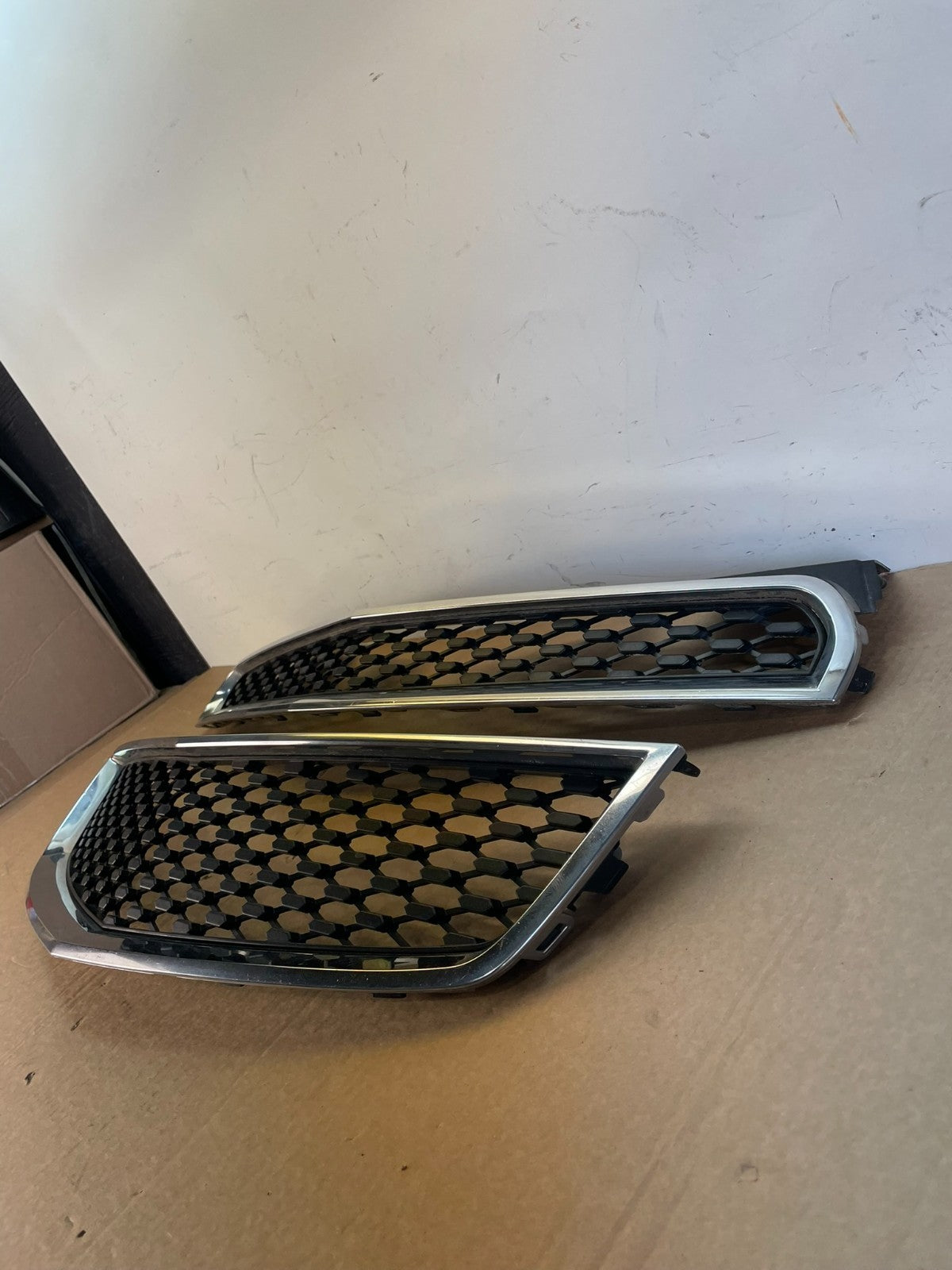 2010-2013 Chevrolet Equinox Upper Lower Set Front Chrome Grill Grille AG7607 DG1