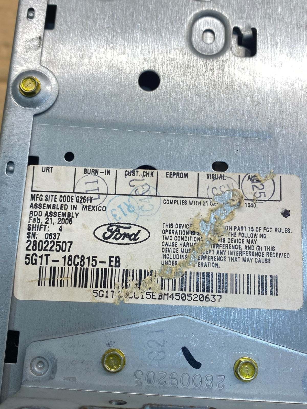 2005 to 2007 Ford Five Hundred Montego Radio CD Player AE4756 DW6