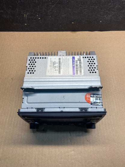 2006 - 2008 Kia Sedona Entourage Radio Stereo Receiver AM FM CD Player AE7882 DG3