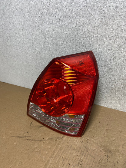2004 2005 2006 Hyundai Elantra Sedan Right Passenger Tail Light AG1216 LK1