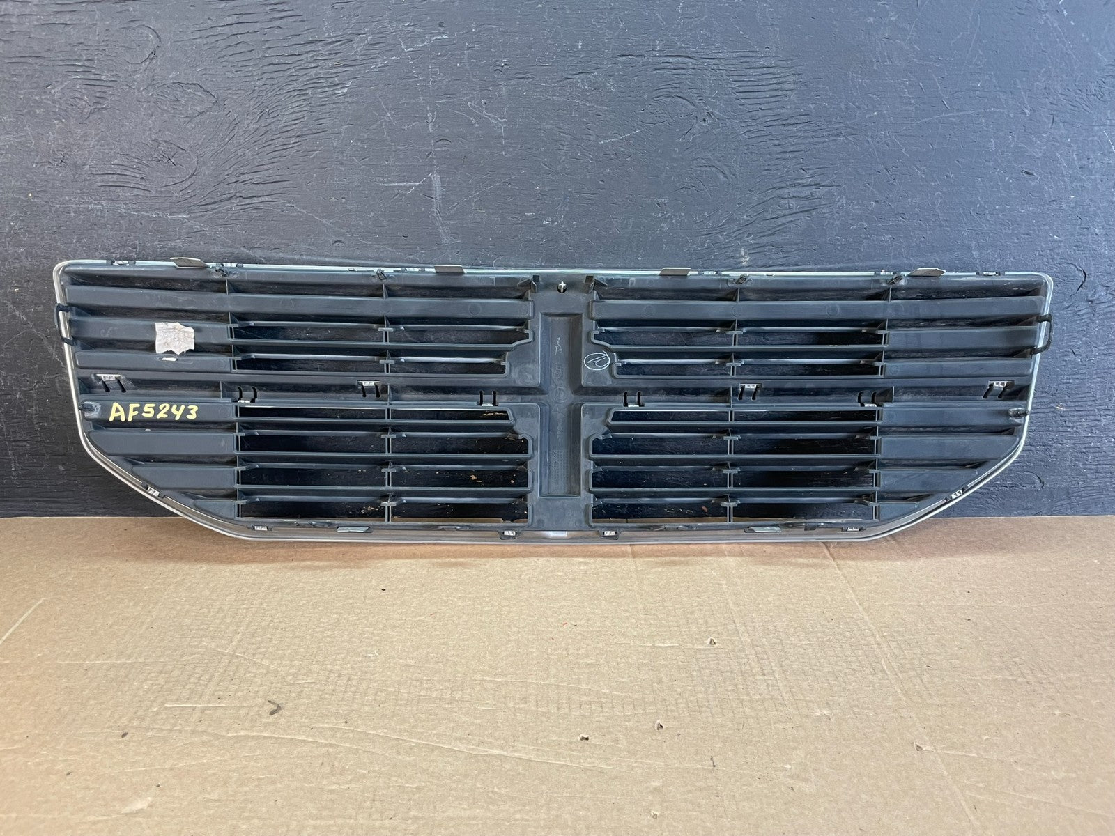 2007 2008 2009 2010 Dodge Caliber Upper Front Chrome Grill Grille AF5243 DW3