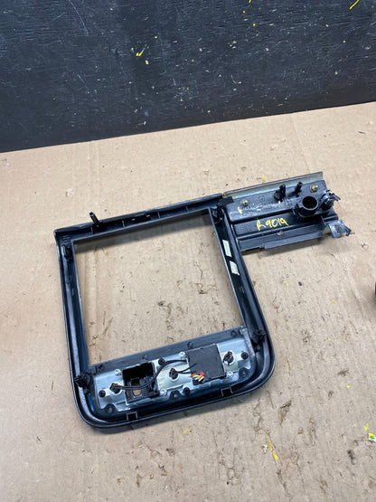 1998-2002 Lincoln Continental Dash Radio Climate Control Bezel OEM R9019 DG4