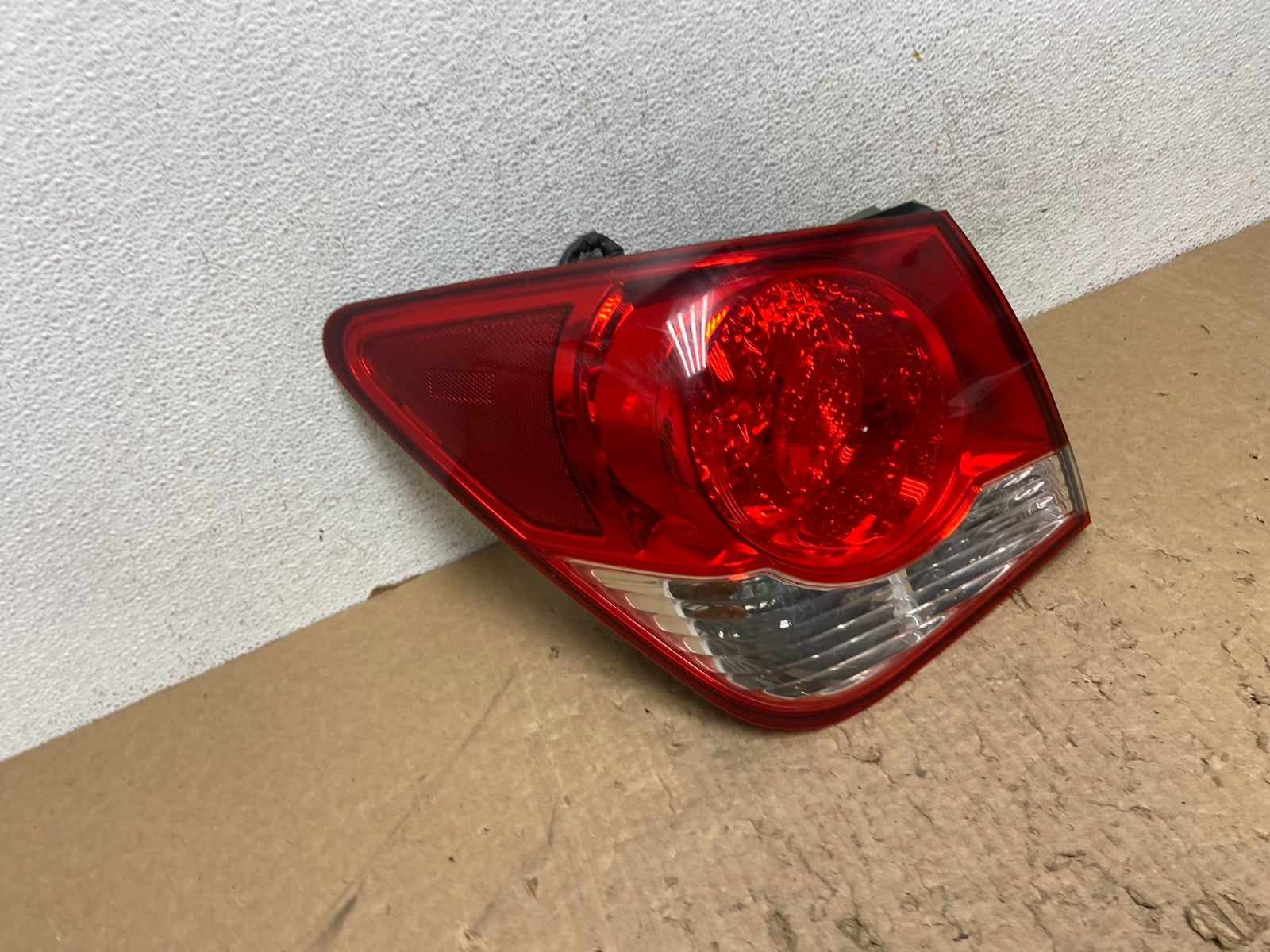 2011 2012 2013 2014 Chevrolet Cruze Left Driver LH Side Tail Light AG1413 LK2