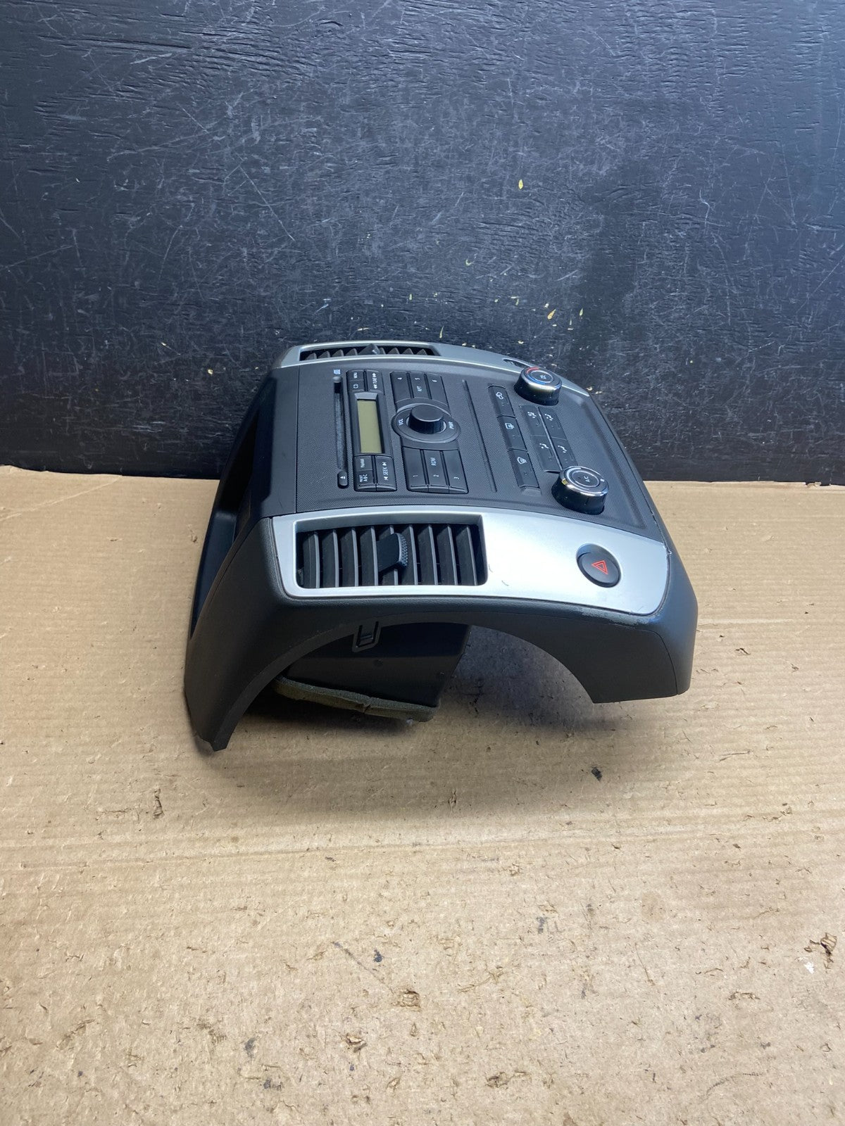 2009-2012 Nissan Frontier Xterra Radio Climate Control Bezel Center AH5478 DW1