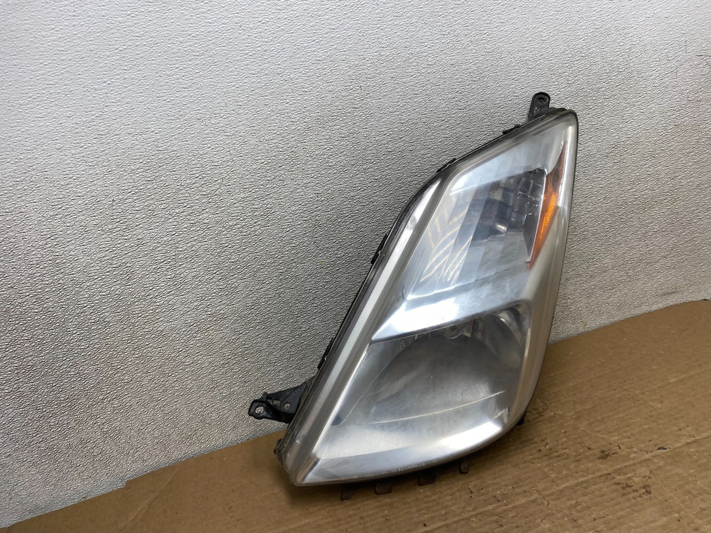2004 - 2005 Toyota Prius Left Driver Lh Halogen Headlight Z1564 PS2