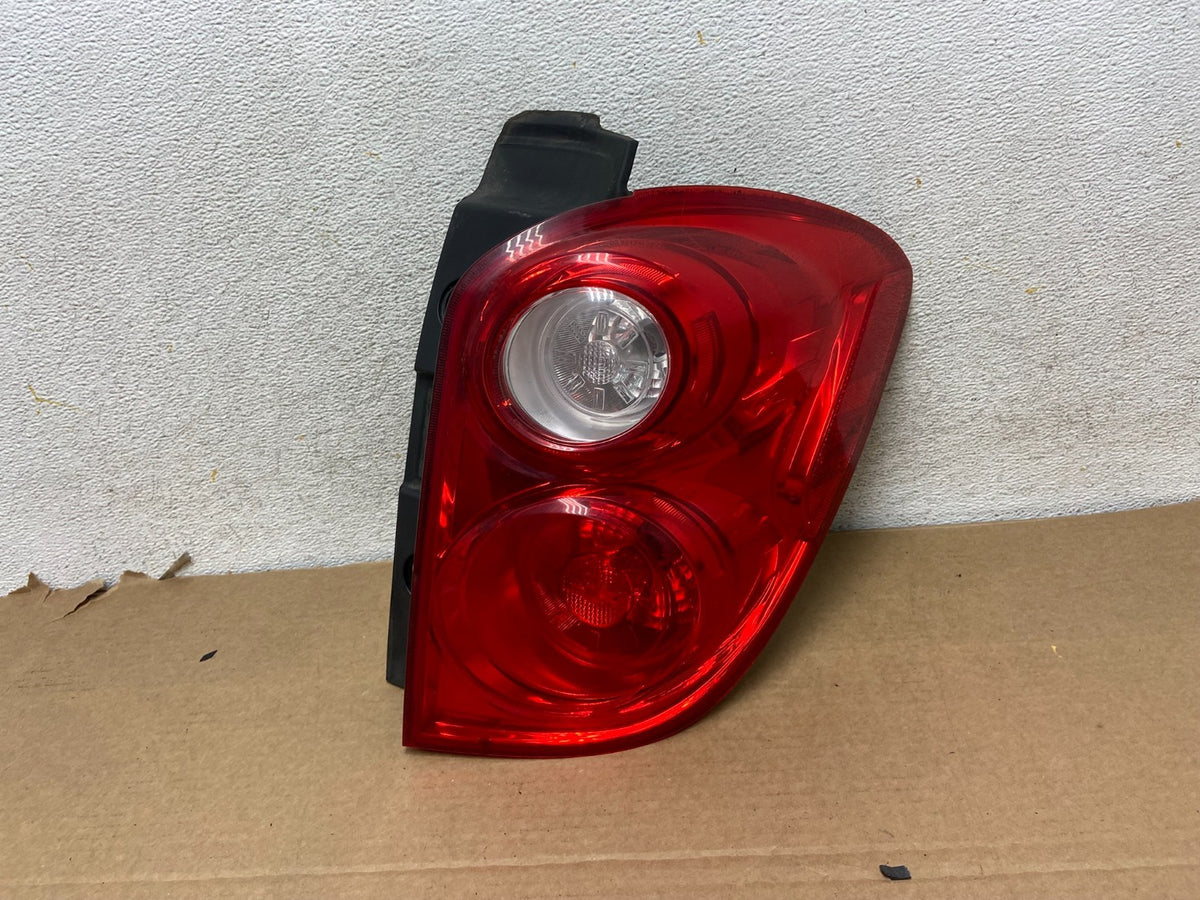 2010 to 2015 Chevrolet Equinox Right Passenger Rh Side Tail Light AH3105 DW0