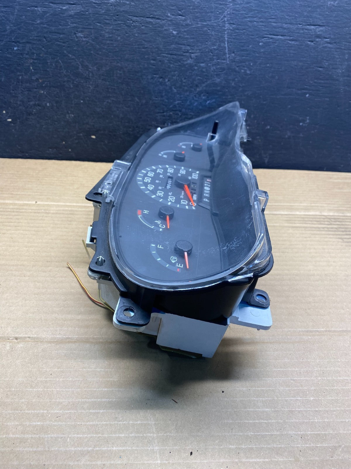 1997 to 2003 Ford E350 VAN Gauge Speedometer Cluster ae6189 DG1