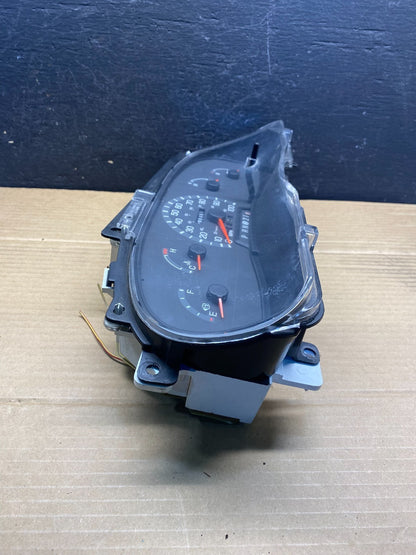 1997 to 2003 Ford E350 VAN Gauge Speedometer Cluster ae6189 DG1