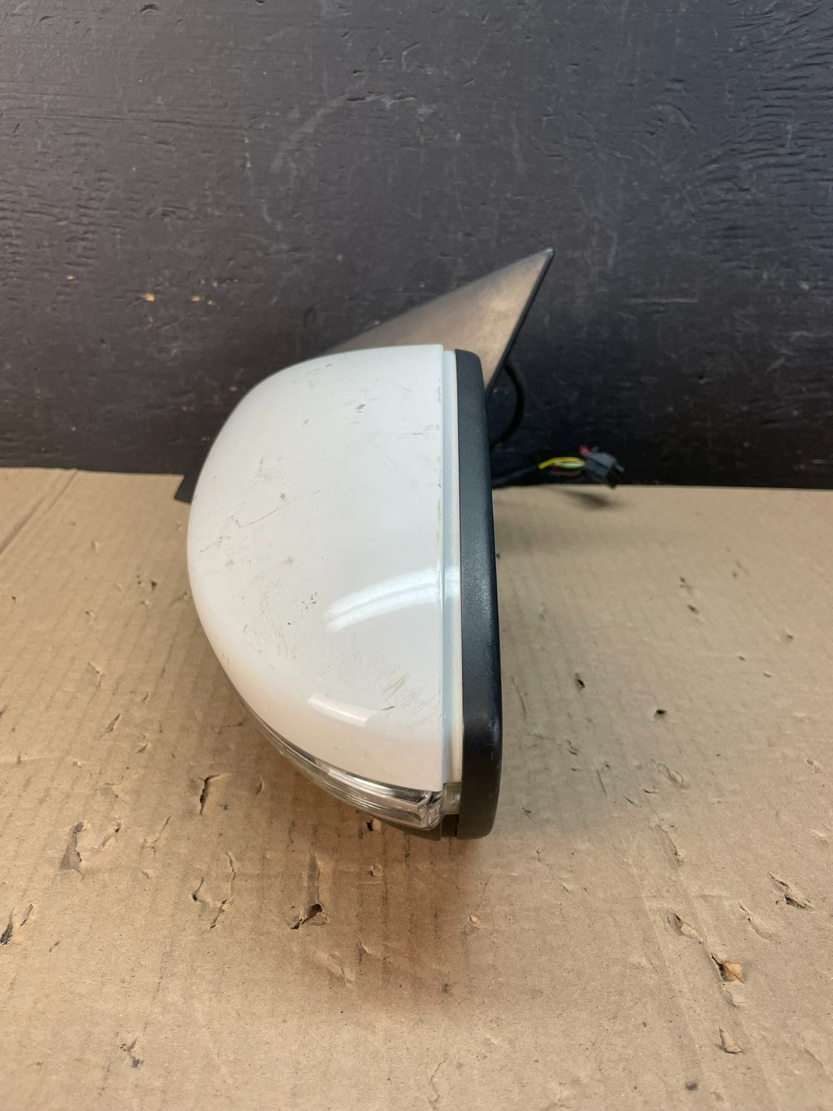 2009 to 2012 Volkswagen CC Left Driver LH Power Door View Mirror AD8683 DW9