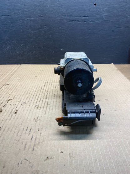 2006 2007 Ford E250 E350 Econoline Anti-Lock ABS Antilock Brake Pump AC0922 DG3