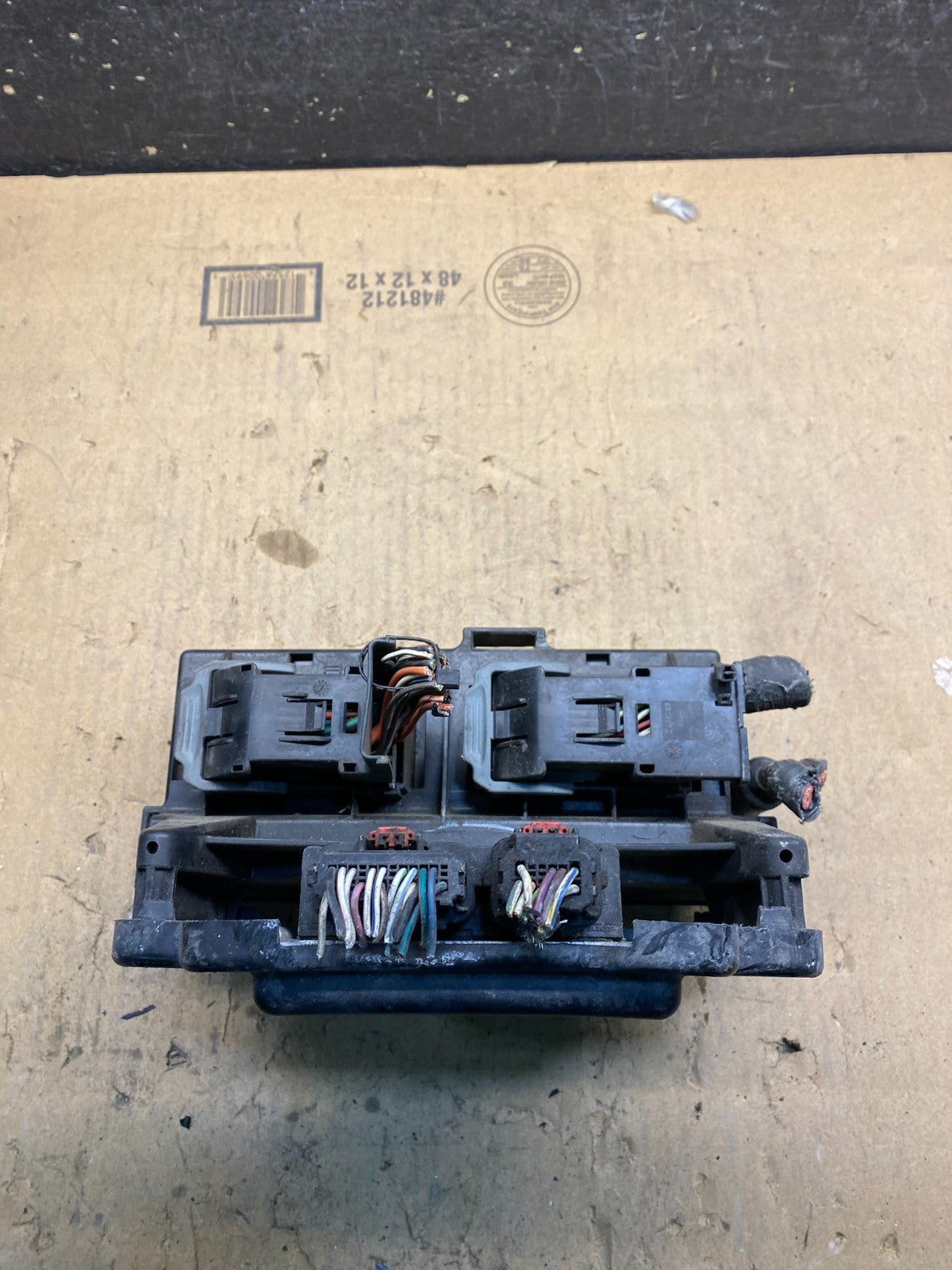 2005 Jeep Grand Cherokee Fuse Box Multi-Function Relay Module Bcm W4300 DG5