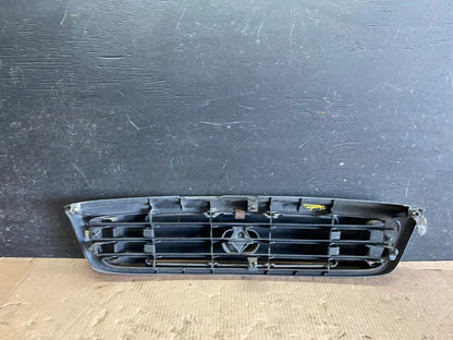 1996 to 1997 Mazda MPV Front Grill Grille L94768