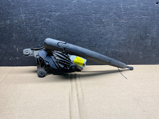 2013 to 2019 Ford Escape Rear Windshield Wiper Motor AJ0027 DW0