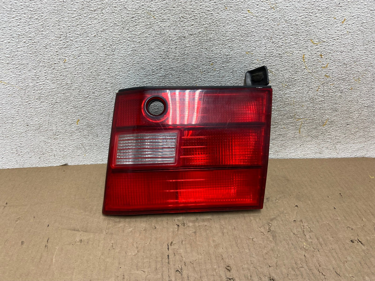 1995 to 1997 Lexus LS400 Right Passenger RH Side Inner Tail Light AH5941 LK0