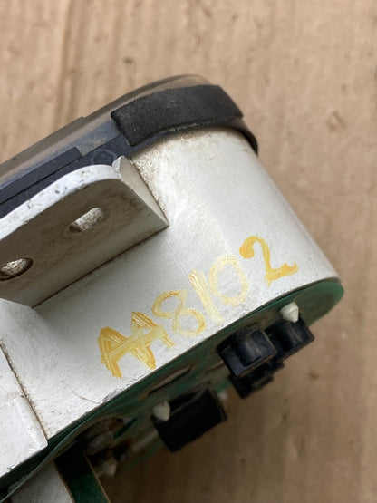 1999 to 2000 Kia Sportage Speedometer Cluster AA81028