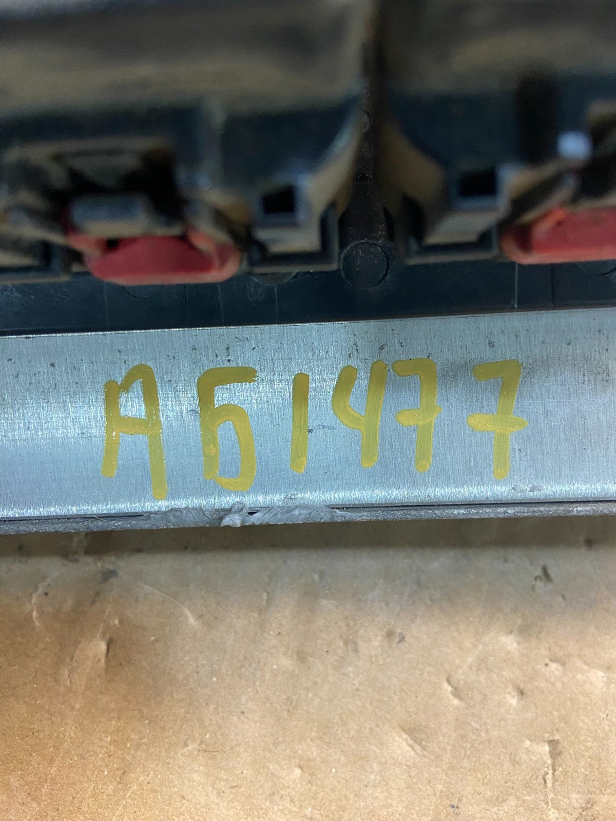 2004 Dodge Durango 5.7L Engine Computer Module ECU p56029039af AG1477 DW3