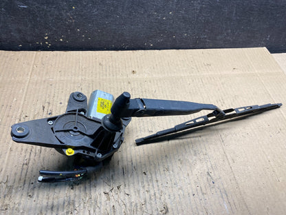 2004 to 2009 Cadillac SRX Rear Windshield Washer Wiper Motor Y1379 DG0