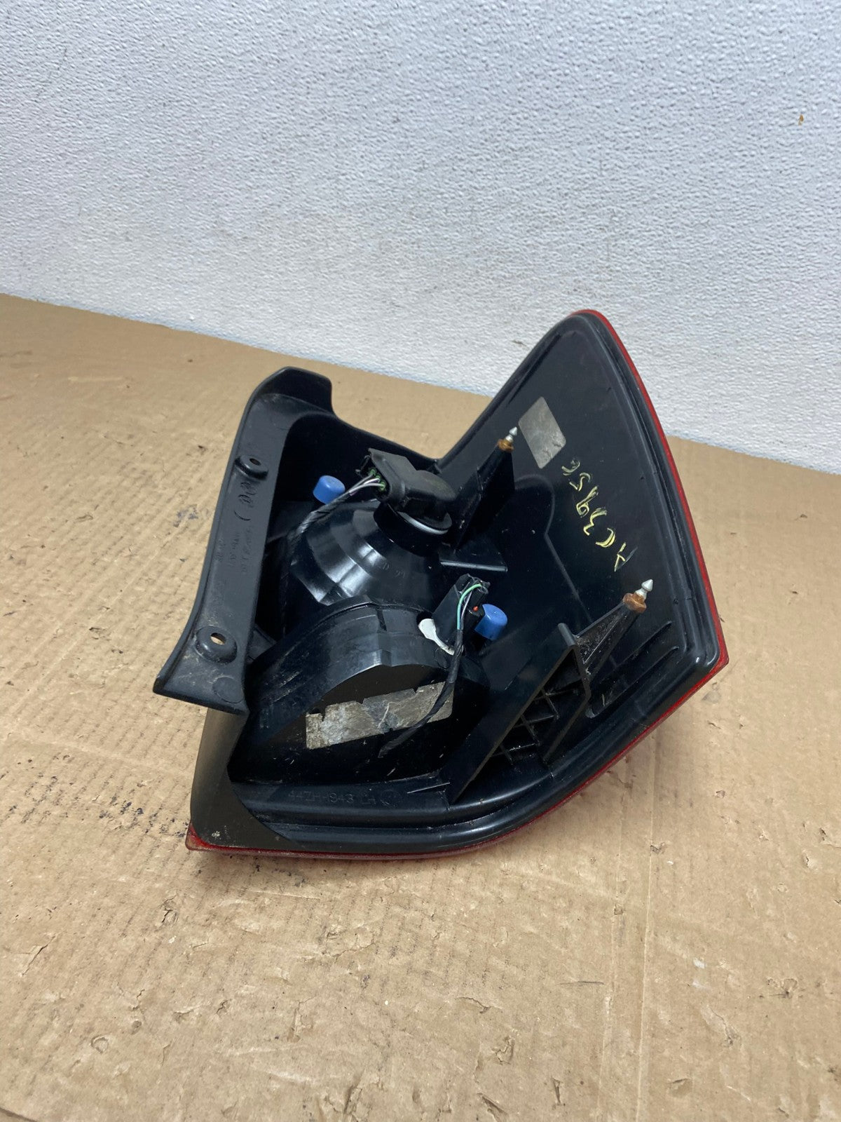 2008 2011 Mazda Tribute Left Driver Lh Side Tail Light AC3956 LK6